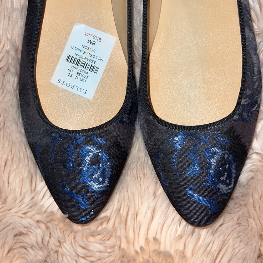 Talbots flats - Picture 2 of 7
